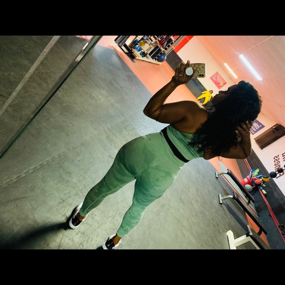 Gym set - Picture 2 of 3